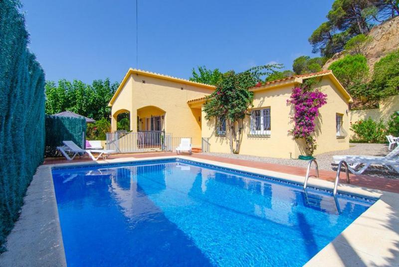Club Villamar - Isaura Villa *